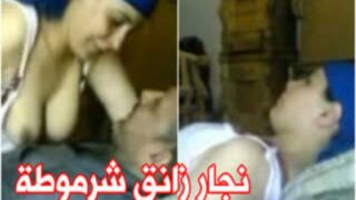 فيلم نيك للنجار المصري زانق شرموطه جوه المحل وفاشخ كسها والشرموطه هايجه اووي وبتركب زبه والنجار بيجبهم جوه كسها